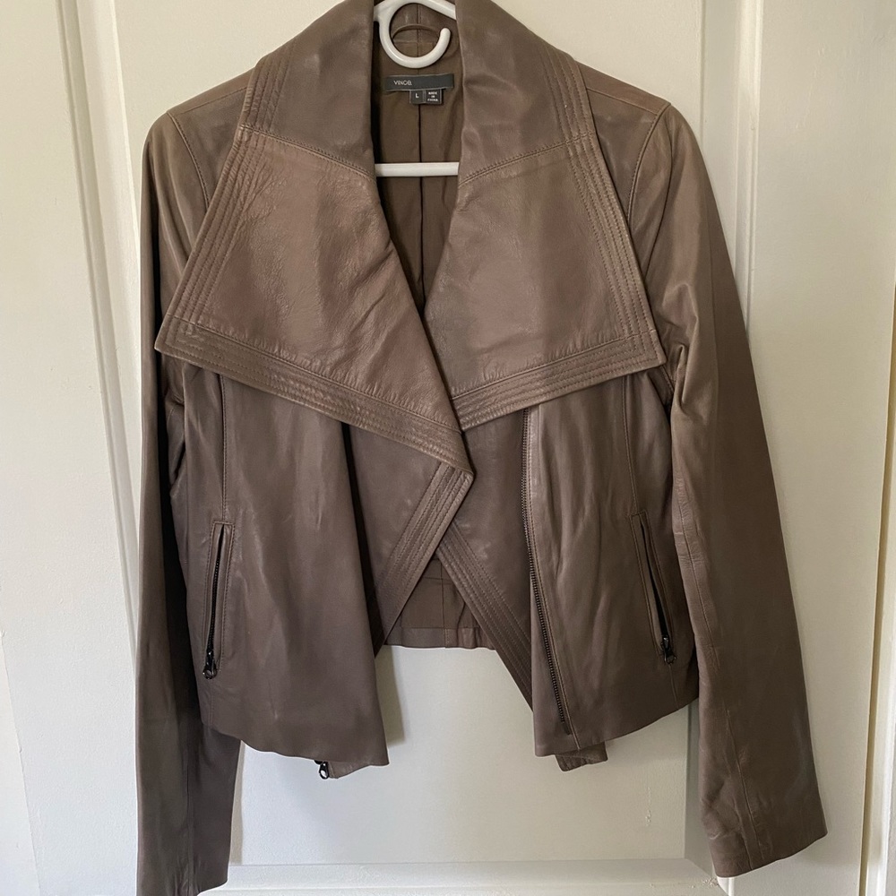 EXCELLENT Condition Vince. Leather Jacket